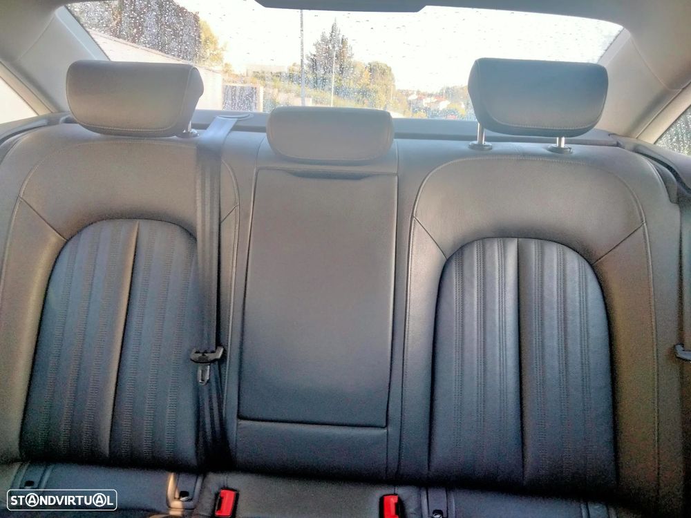 Audi A6 2.0 TDI Advance S tronic - 21