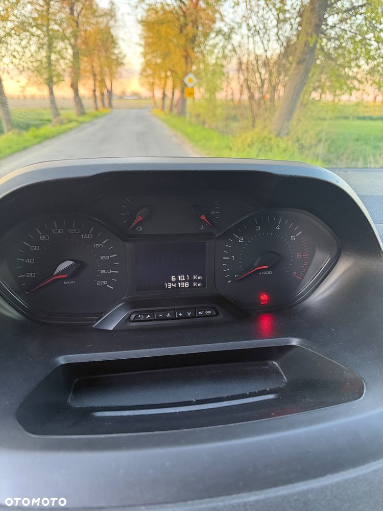 Peugeot PARTNER - 14
