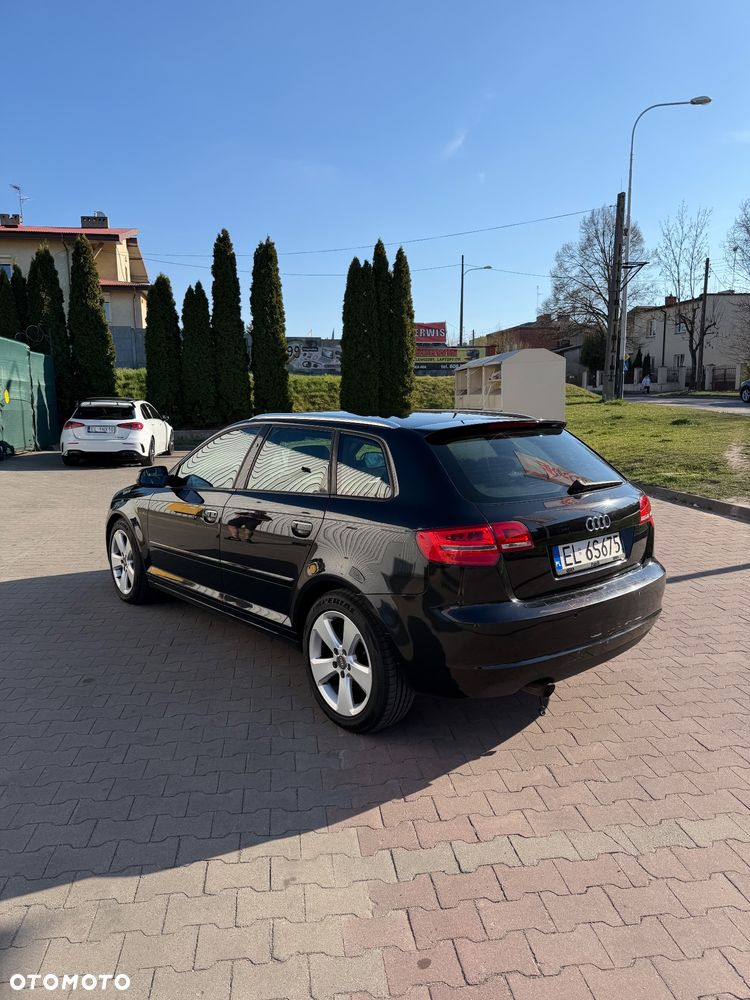 Audi A3 Sportback - 4