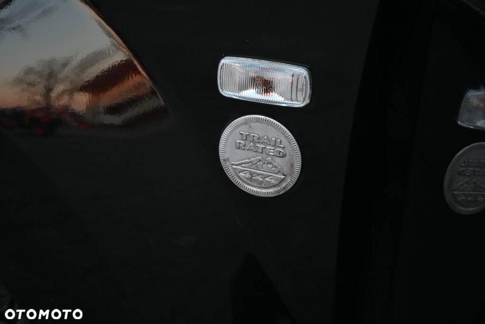 Jeep Grand Cherokee 5.7 V8 HEMI Automatik Overland - 31