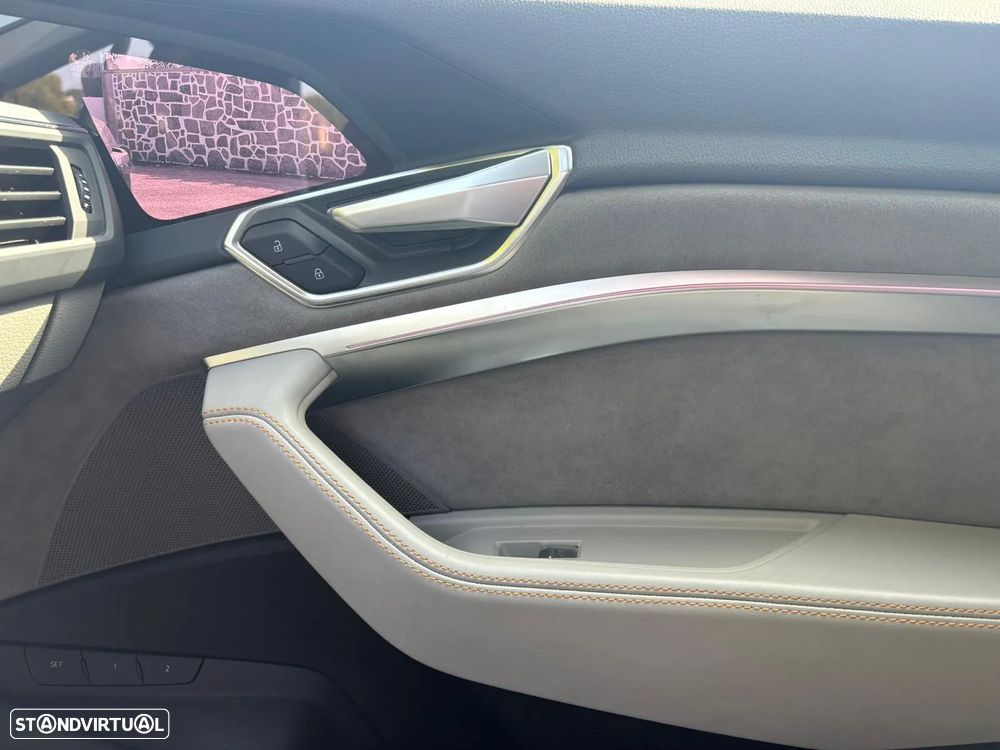 Audi e-tron 50 quattro Advanced - 10