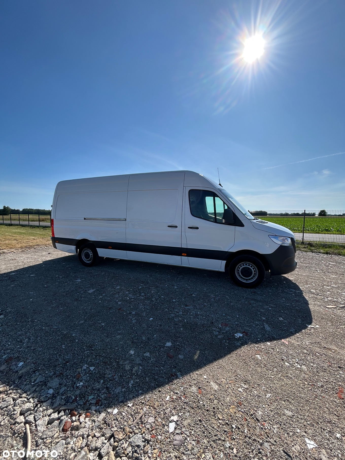 Mercedes-Benz Sprinter - 4
