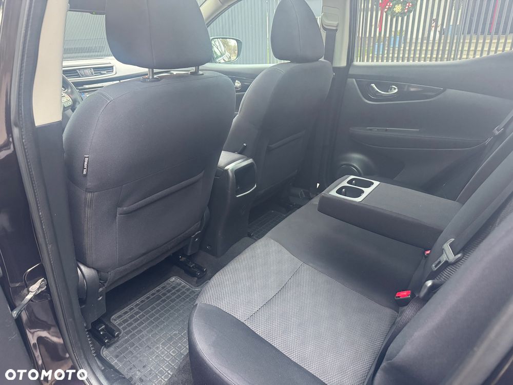 Nissan Qashqai 1.5 dCi DPF acenta - 17