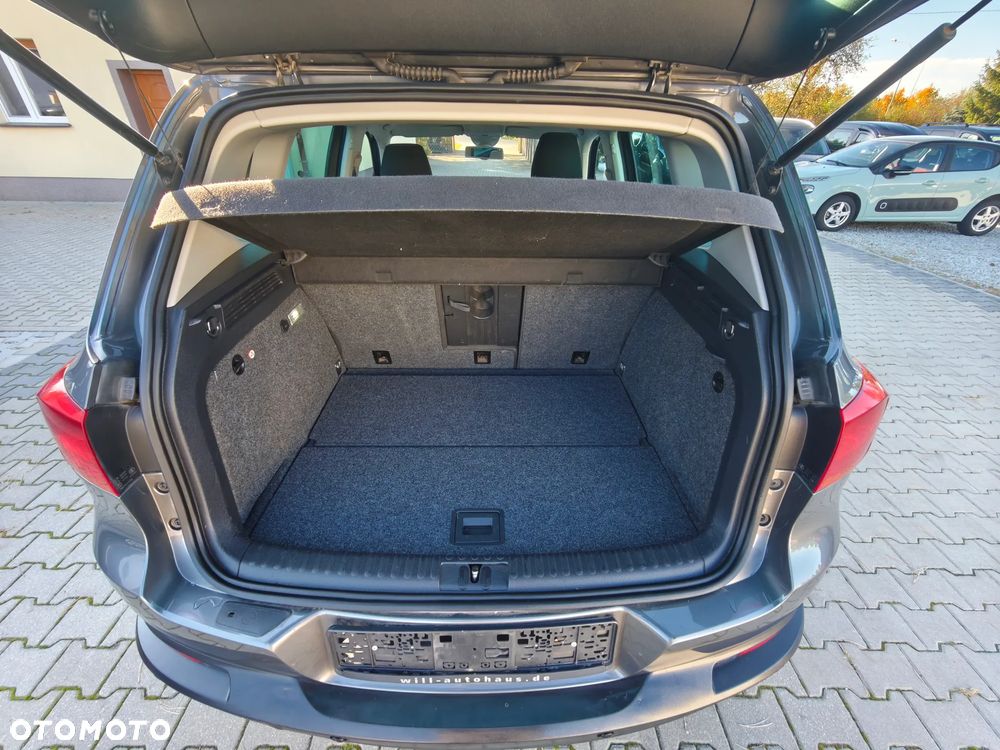 Volkswagen Tiguan - 22