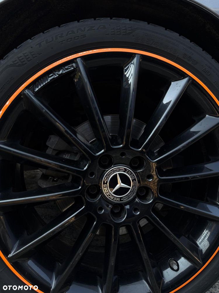 Mercedes-Benz CLA 200 7G-DCT - 17