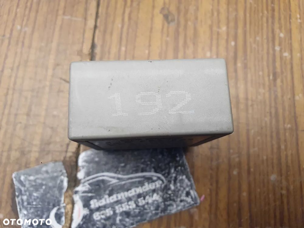 Przekaznik 1J0955531 Przekaźnik Wycieraczek Wycieraczki 192 Sterownik Moduł Audi VW Skoda Seat - 2