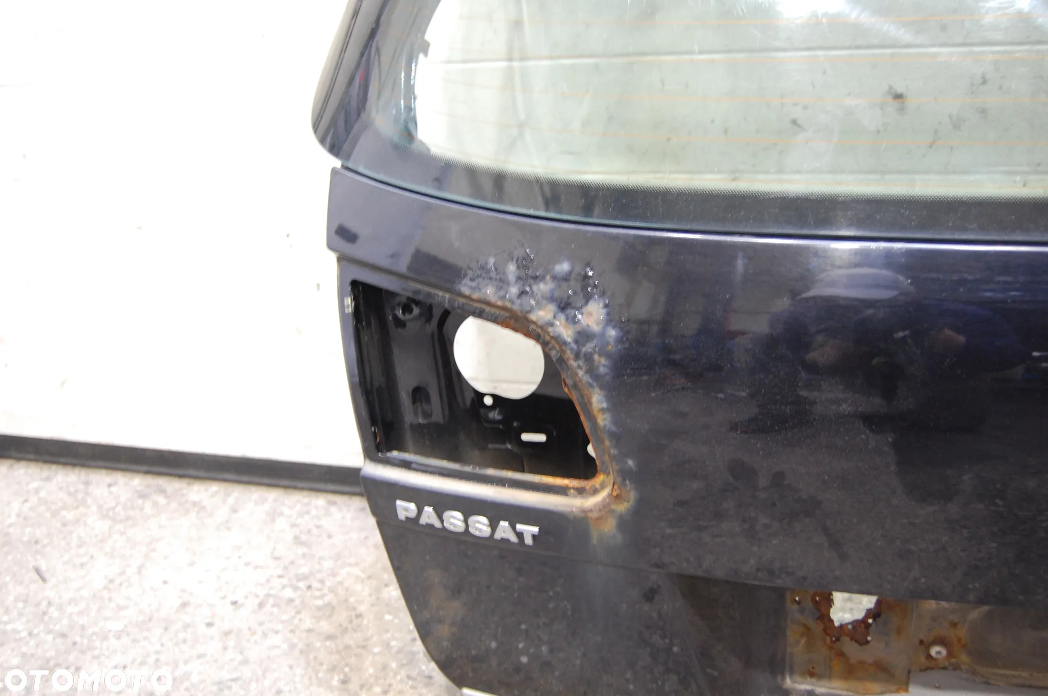 KLAPA BAGAŻNIKA TYŁ TYLNA VW PASSAT B6 KOMBI LC9X - 3
