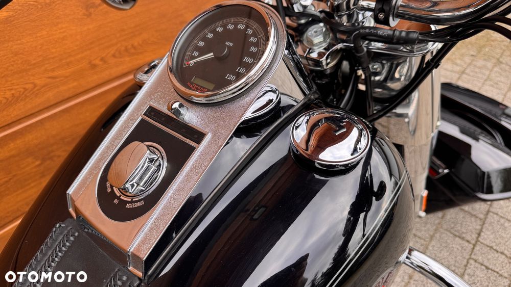 Harley-Davidson Softail Fat Boy - 30