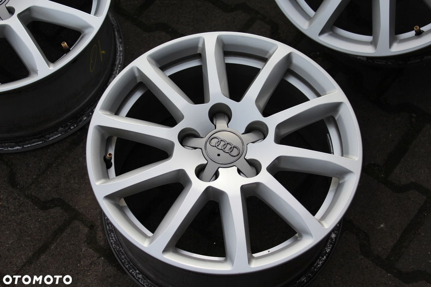 ORYG AUDI A4 B8 8K0 16cali 5x112 ET45 7,5J Q3 A3 A6 - 7