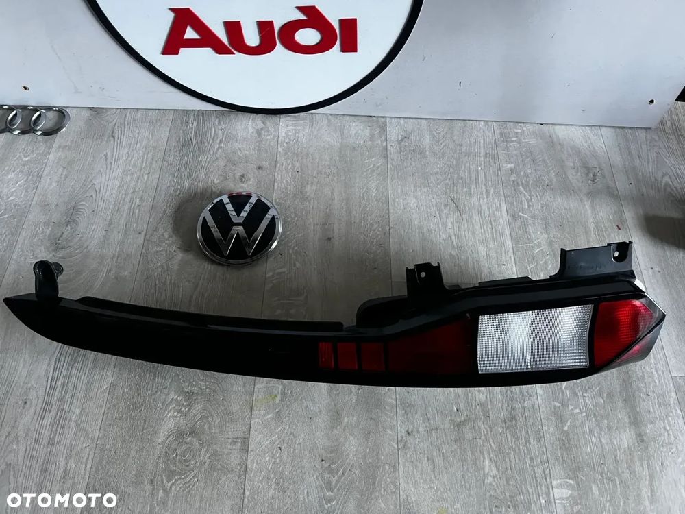 VW CADDY 2K7 LAMPY TYŁ LEWA JAK NOWA - 1