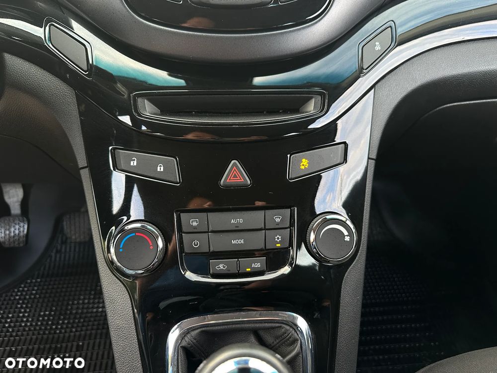 Chevrolet Orlando - 21