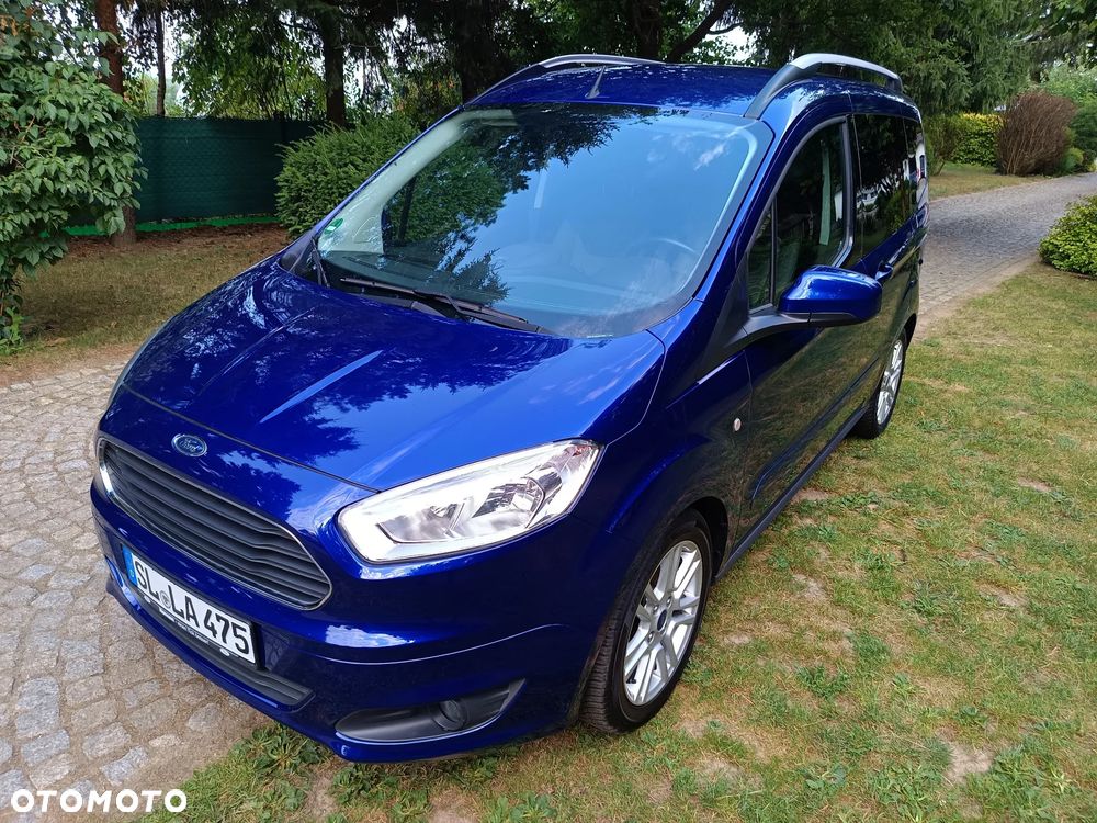 Ford Tourneo Courier 1.0 EcoBoost S&S Titanium - 25
