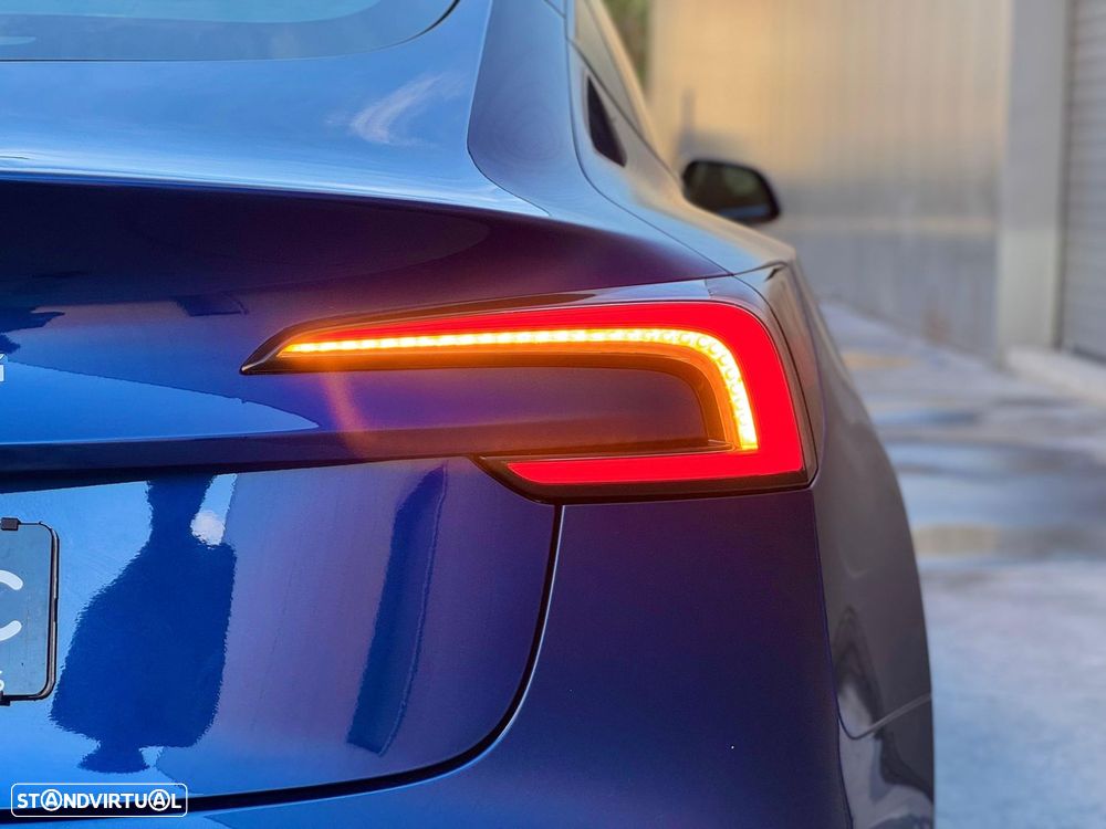 Tesla Model 3 Tração Traseira Premium - 23