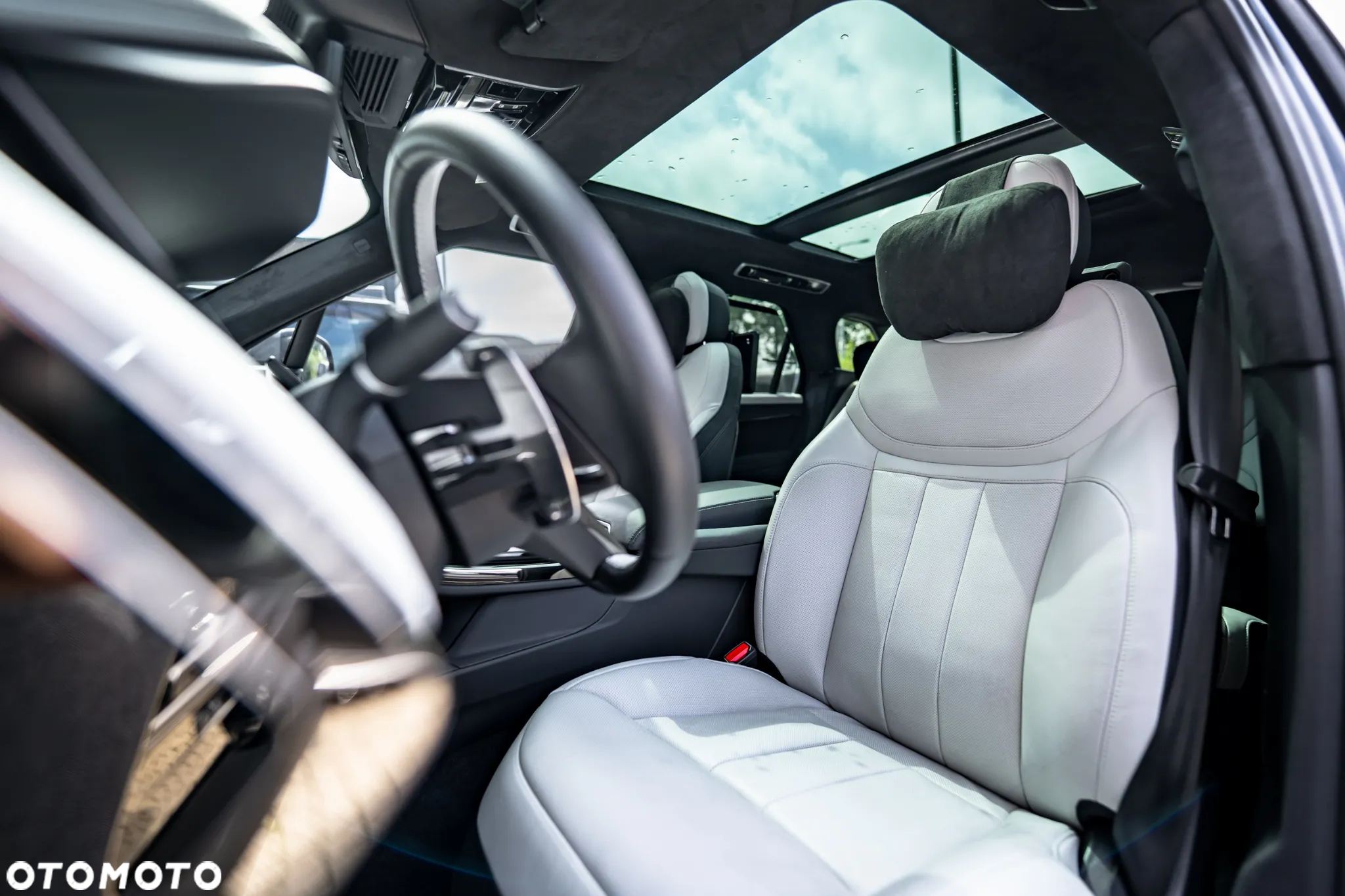 Land Rover Range Rover Sport D350 Autobiography - 25