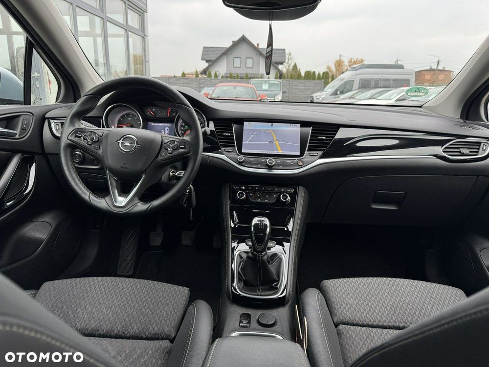 Opel Astra - 11