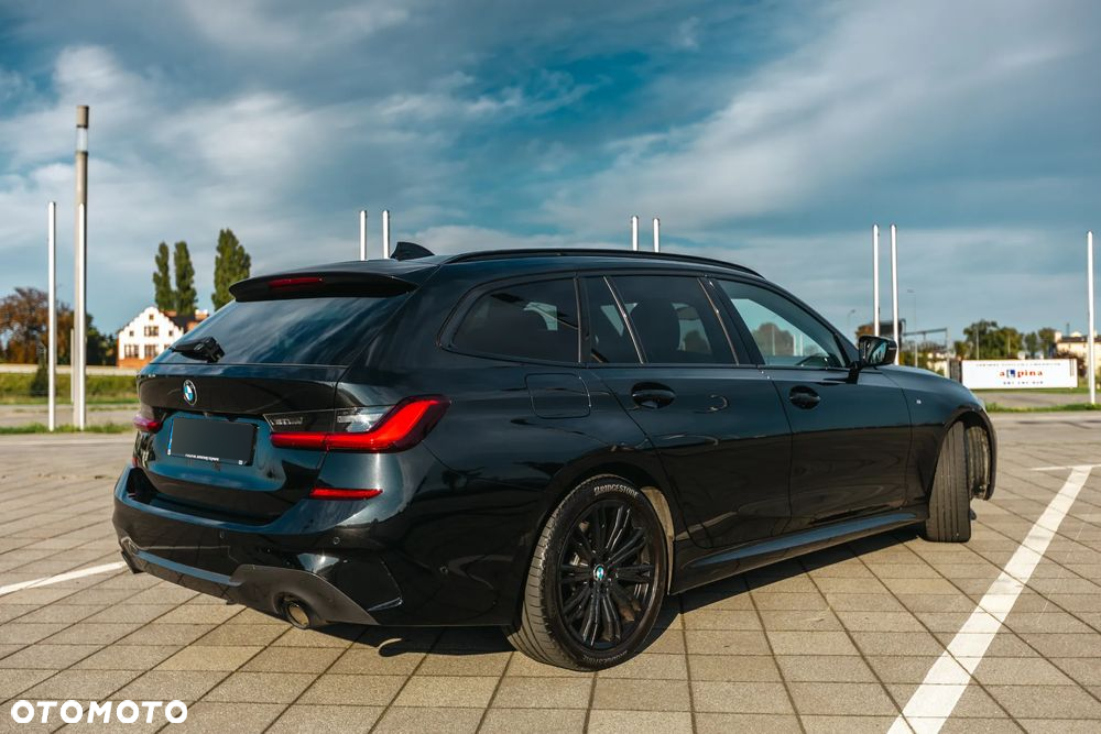 BMW Seria 3 320e M Sport sport - 4