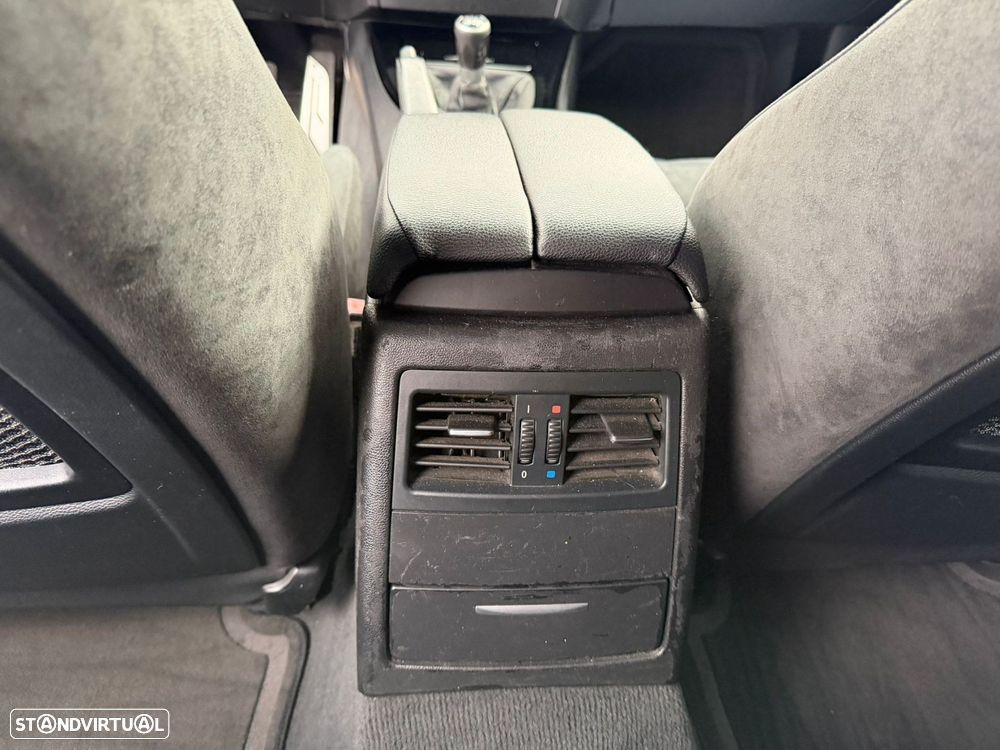 BMW 318 d Touring Pack M - 21