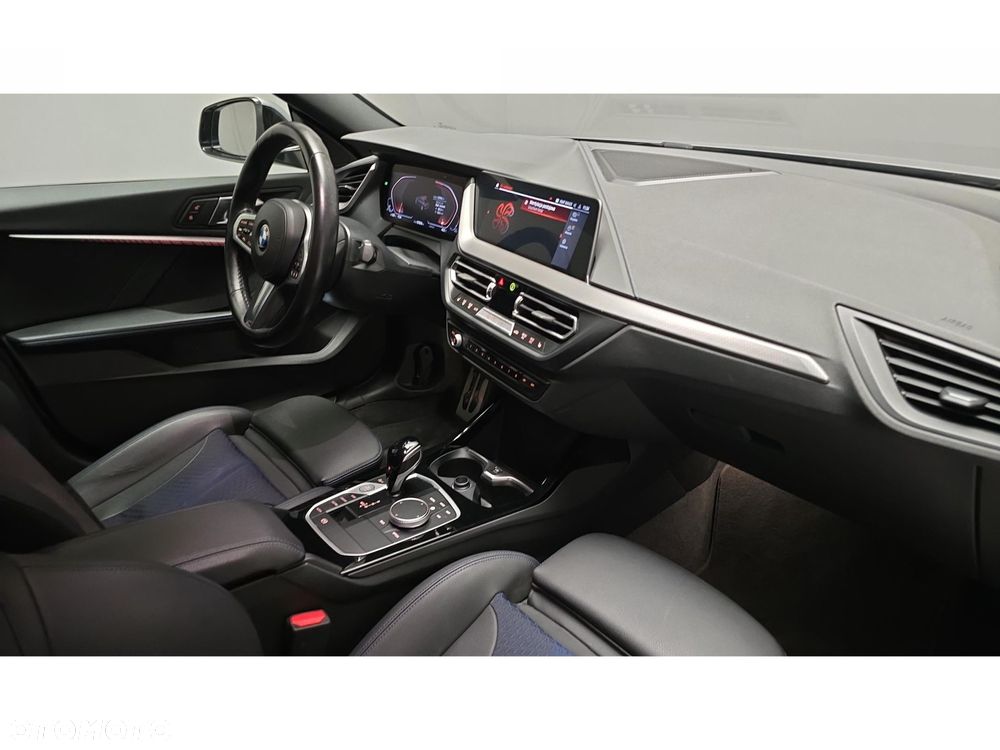 BMW Seria 2 218i M Sport - 27