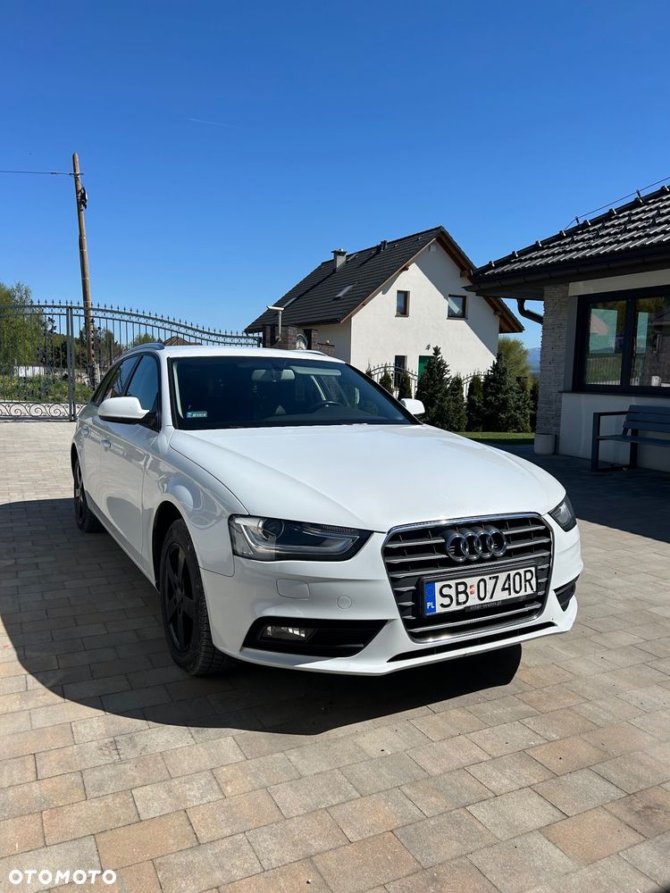 Audi A4 Avant 2.0 TDI DPF multitronic Ambiente - 2