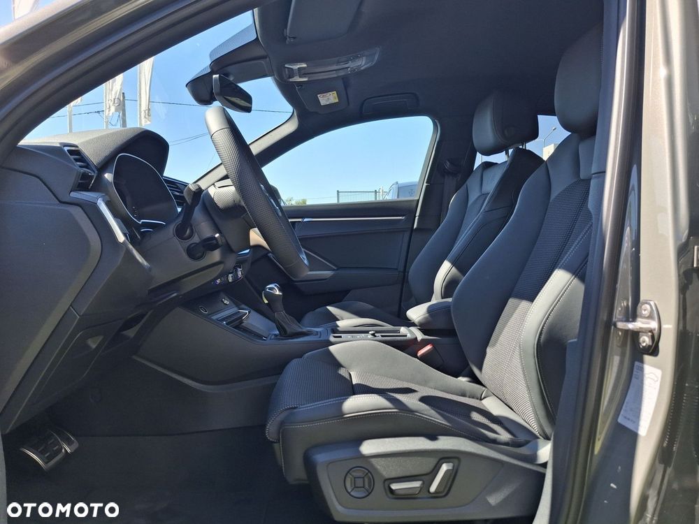 Audi Q3 Sportback - 26