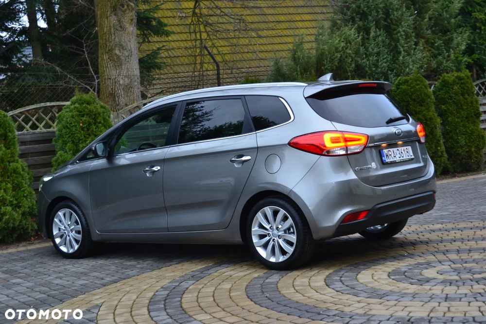 Kia Carens 1.7 CRDi Business Line 7os 7DCT - 17