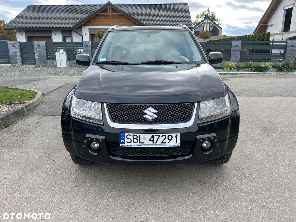 Suzuki Grand Vitara 2.0 - 5