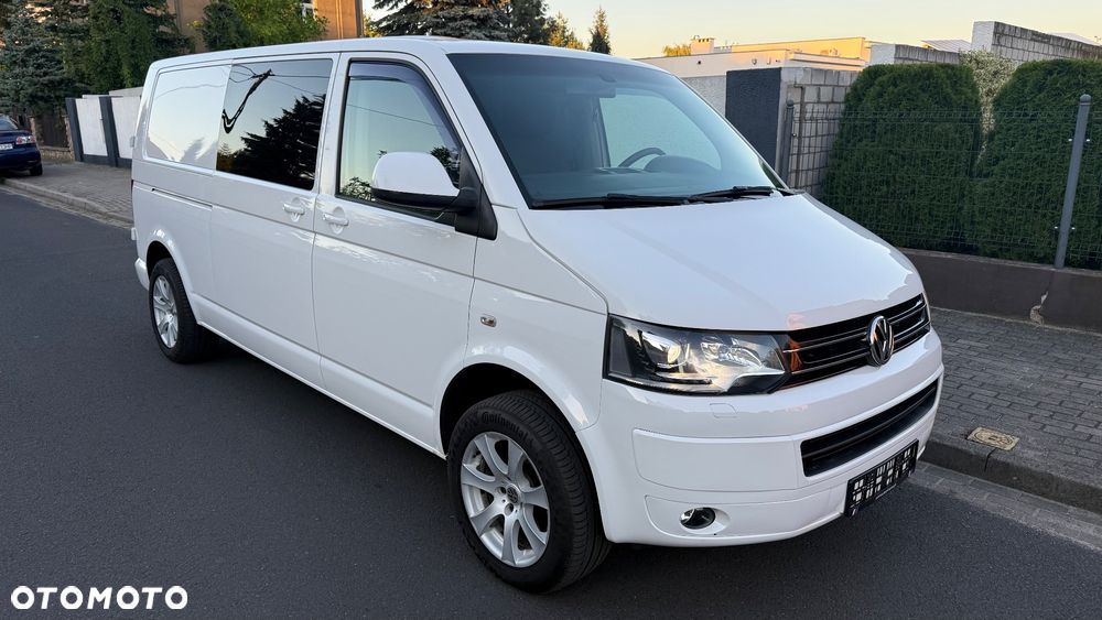 Volkswagen Multivan - 8