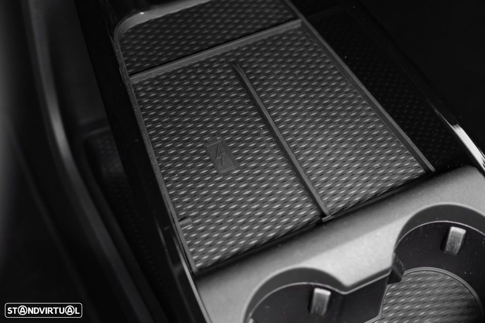 Ford Mustang Mach-E Standard - 42