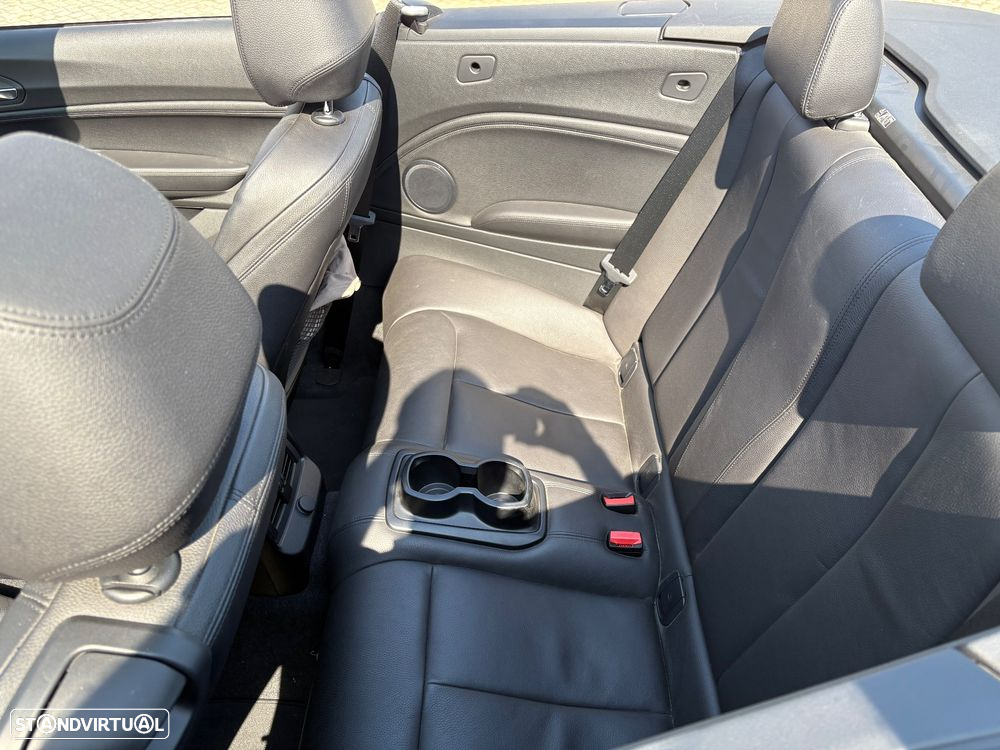 BMW 220 d Cabrio Pack M Auto - 20