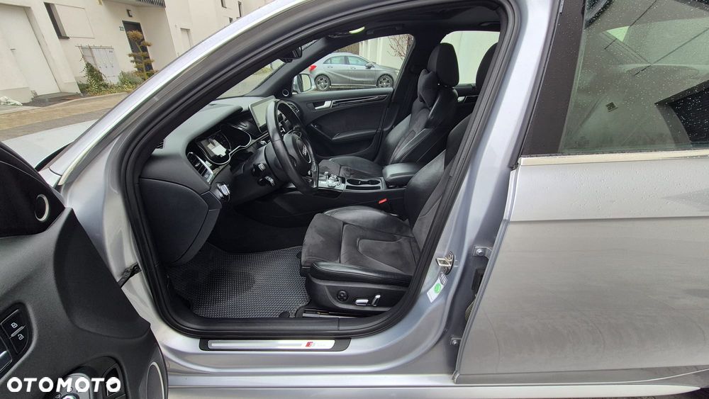 Audi A4 Limousine - 21