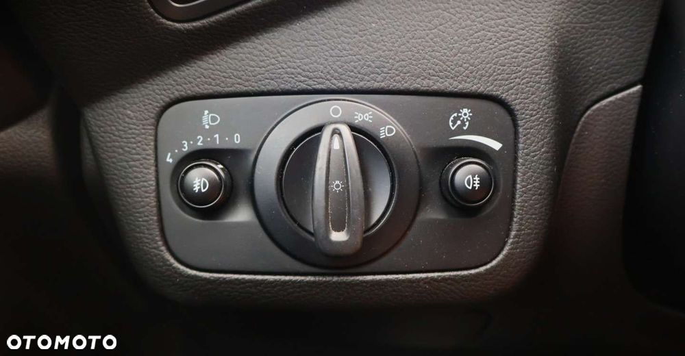 Ford Kuga - 26