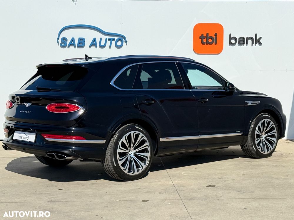 Bentley Bentayga Azure - 35