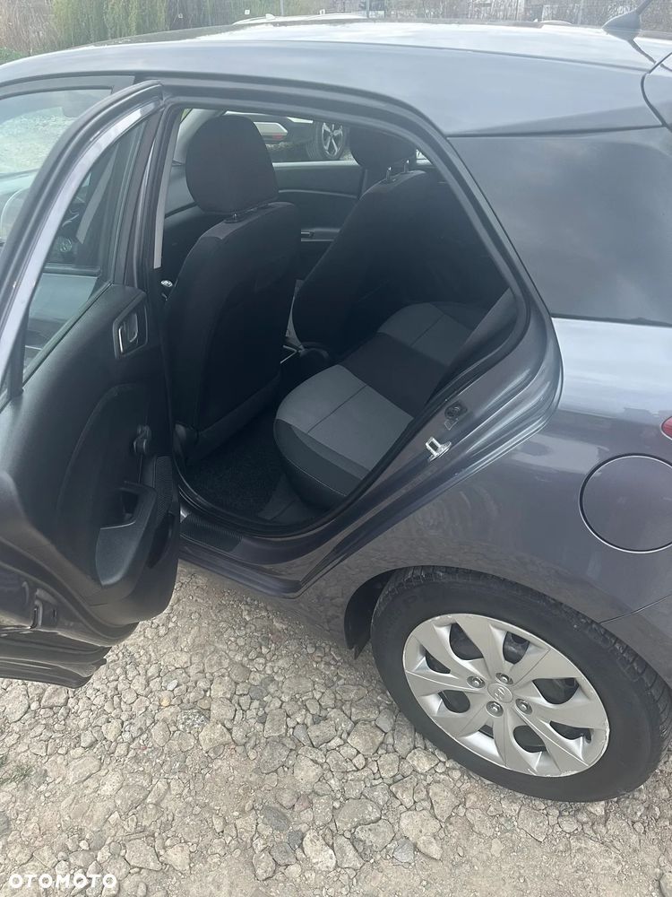 Hyundai i20 1.2 Passion Plus - 9