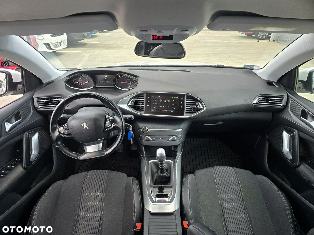 Peugeot 308 1.2 PureTech GPF Allure S&S - 33