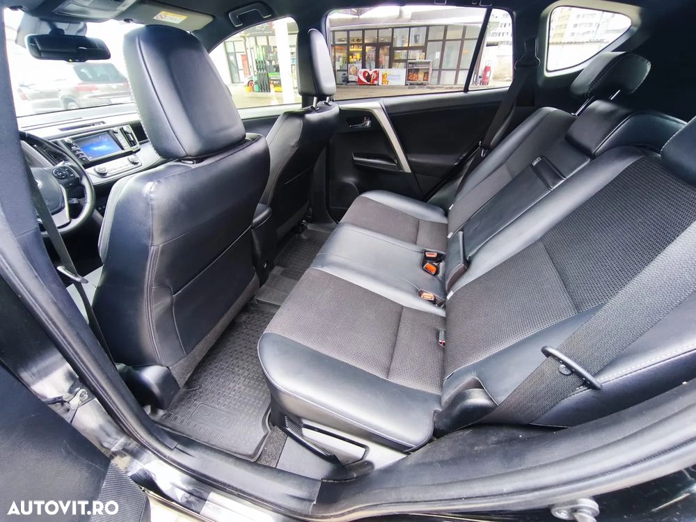 Toyota RAV4 2.5 4x4 Style Selection - 6