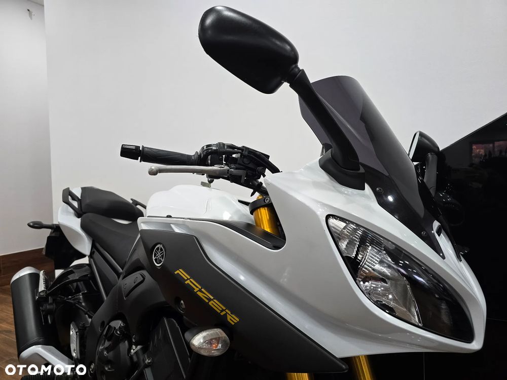 Yamaha FZ - 8