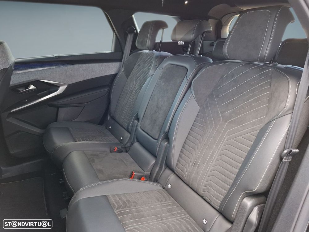 Peugeot 5008 1.2 Hybrid GT e-DCS6 - 12