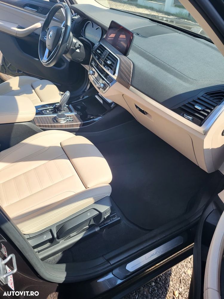 BMW X3 xDrive30i AT Luxury Line - 9