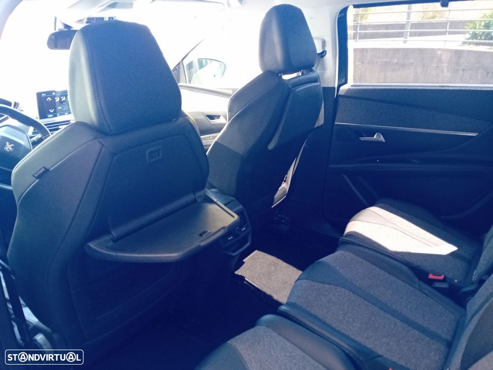 Peugeot 5008 1.2 PureTech Allure - 16