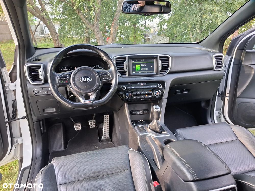 Kia Sportage 2.0 CRDI 2WD Vision - 16