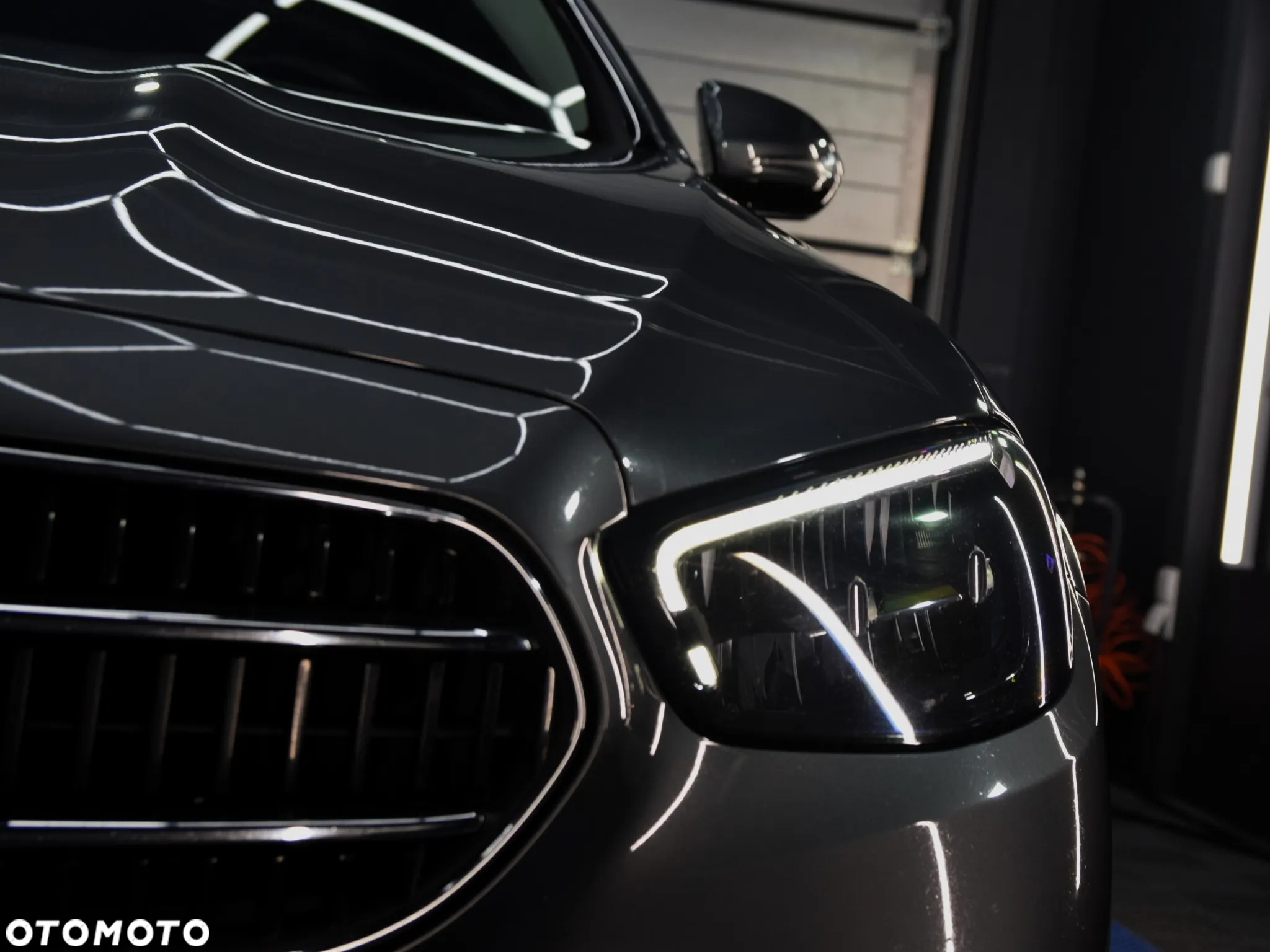 Mercedes-Benz Klasa E 300 de 4-Matic Exclusive - 23