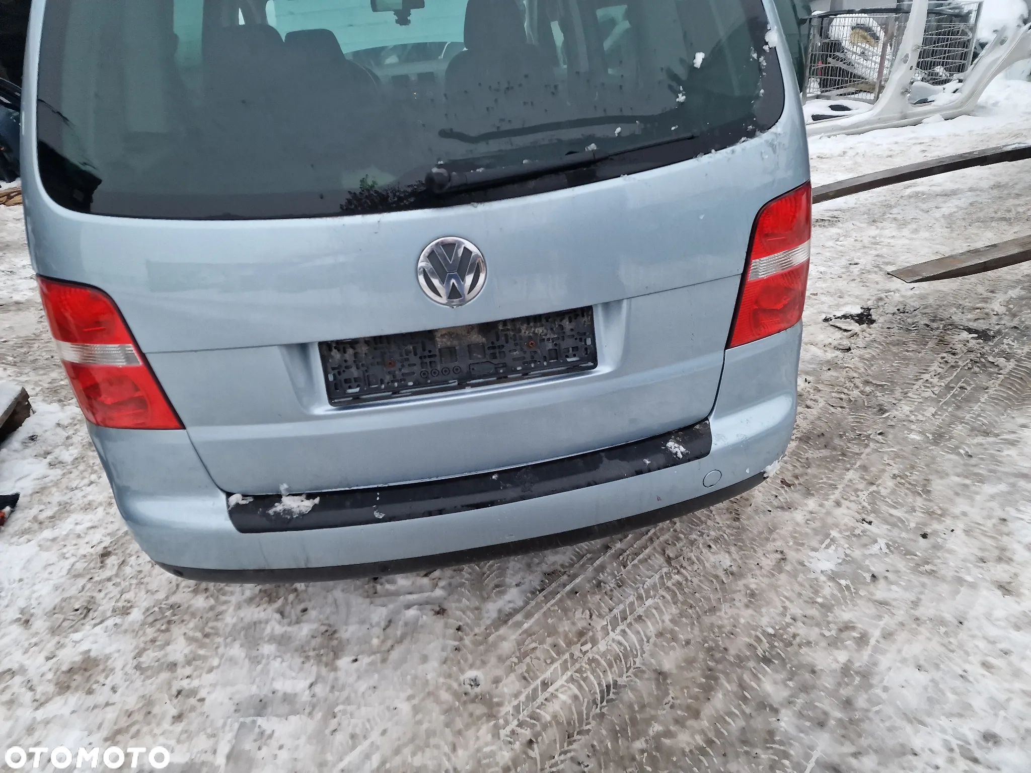 Klapa tył  vw touran 04-10  w kolorze LB5M - 1