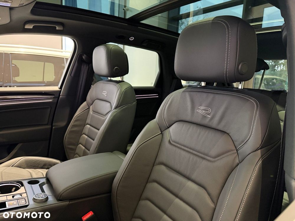 Volkswagen Touareg - 15