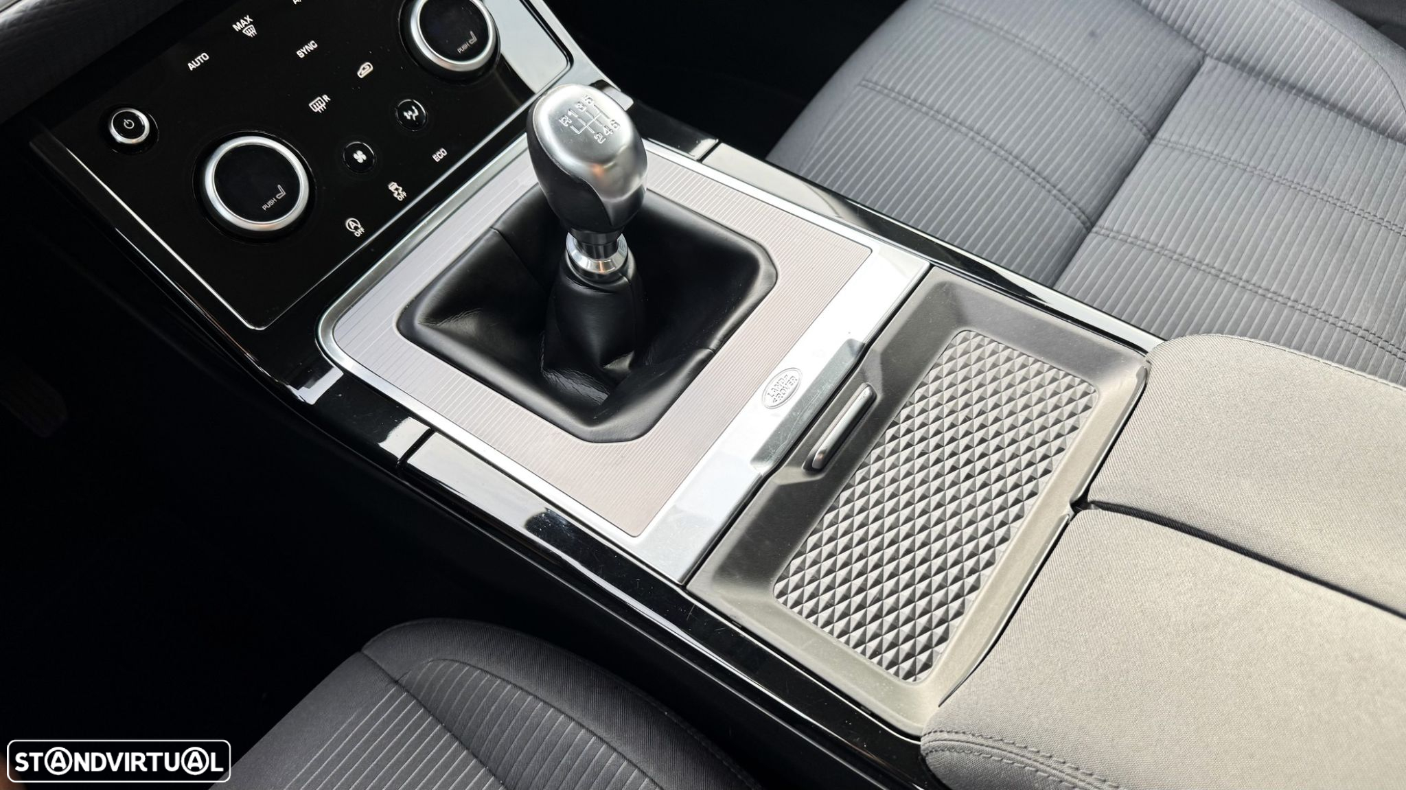 Land Rover Range Rover Evoque 2.0 D150 - 26