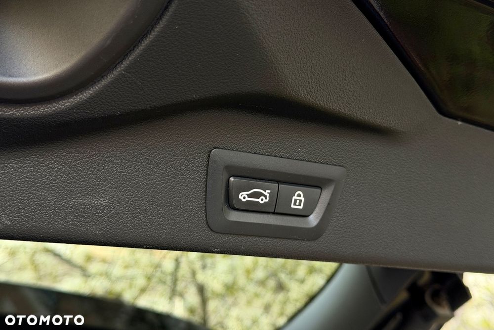 BMW X5 xDrive40i sport - 38