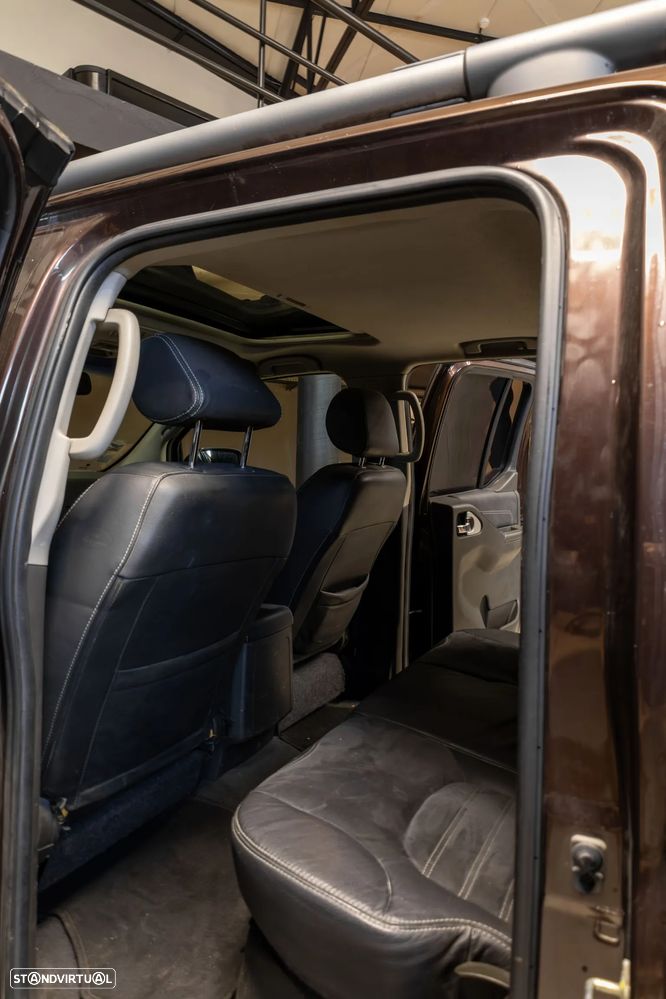 Nissan Navara 3.0 dCi V6 CD LE AT 4WD - 9