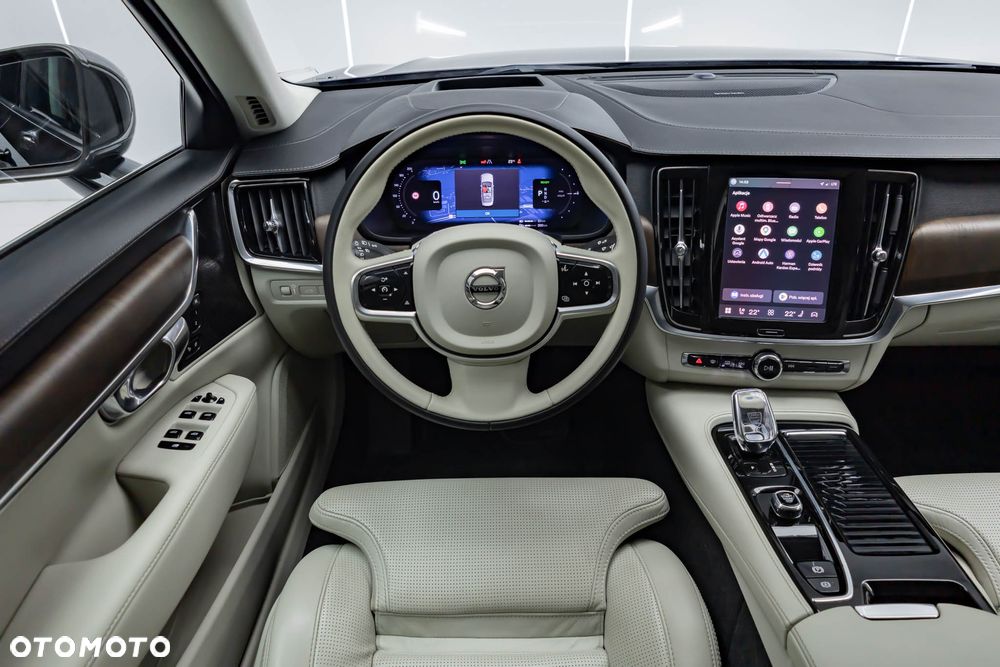 Volvo S90 T8 AWD Plug-In Hybrid Plus Bright - 18