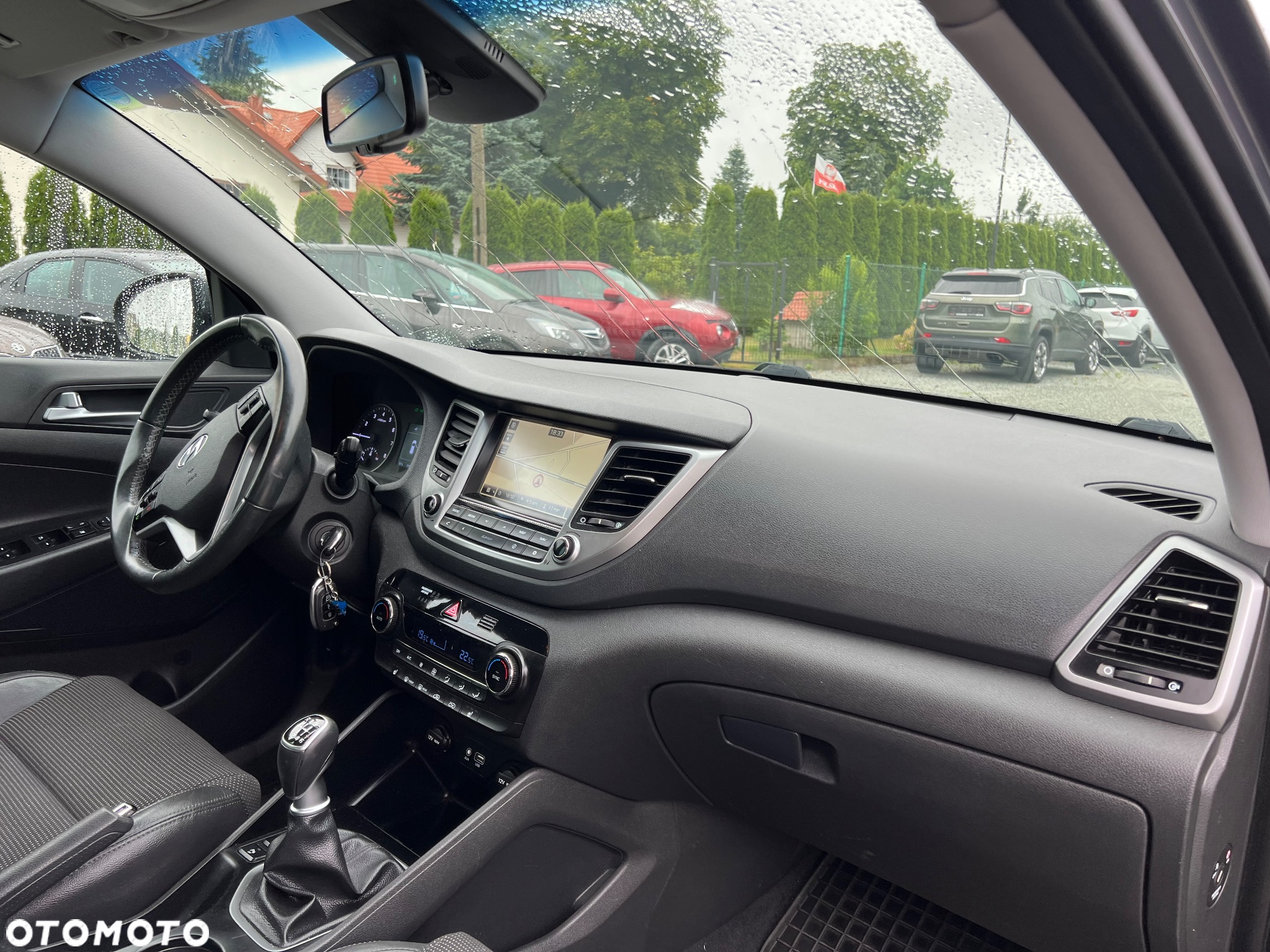 Hyundai Tucson 1.6 GDI BlueDrive Style 2WD - 12