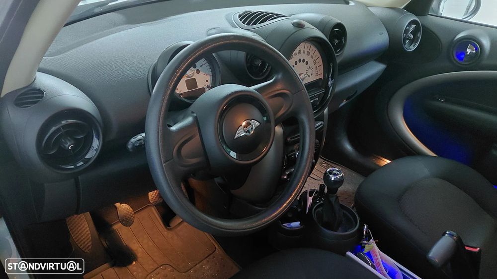 MINI Countryman One D - 8