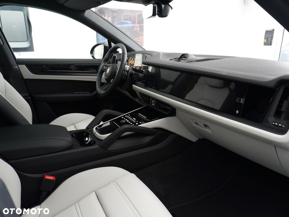 Porsche Cayenne Black Edition - 31
